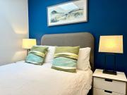 Stunning City Centre Duplex with Free Parking Stunning City Centre Duplex with Free Parking