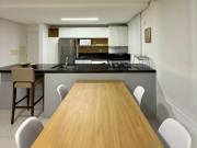 Apartamento muito bem localizado e impecavel