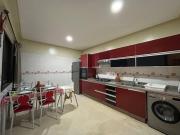 Ruime 2 kamer appartement 5 min van het centrum