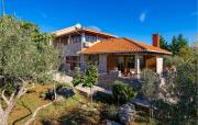 Gorgeous Home In Zgaljici With Sauna