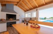 Gorgeous Home In Lokvicici With Wifi