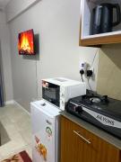 Girani Luxes Homes -Elegant comfy studios