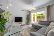 Luxury 3BR Puerto Banus, Pool, Garden, Walk to Marina & Beach