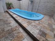 Casa com piscina em Bertioga 700m da praia