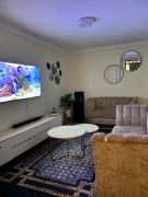 Cozy and Modern 2 Bedroom MIREMA