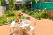 Free Car Parking - Garden - Close to ramparts
