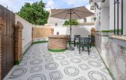 2 Bedroom Lovely Home In Málaga