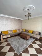 Appartement spacieux avec terrasse à 10 minutes du centre