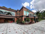 Poblado Villa Great views Nature Jacuzzi Security