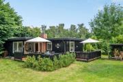Cozy Cottage Near The Beautiful Rågeleje Beach