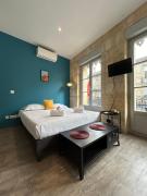 Superb flat with air conditioning and beautiful Bordeaux stone for 2p