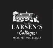 Larsens Cottage 1 - Historic 1880 Home