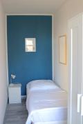 Apartment Blue Z4
