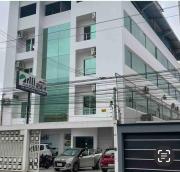 Apto #18 con Hermosa Vista piso 3