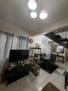 Cozy Townhouse own parking Wi-Fi