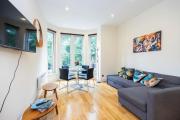 Comfy 2-Bed Flat On Upper St - Next To Tube