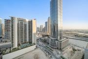 1BR Dubai, Merano Canal View Retreat Near Metro Dining Shopping Mall
