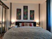 Căsuță cu parcare și grădină - The Cozy Chic Retreat