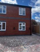 2 Bed Flat - Sleeps 8 - Pets - Garden - Parking