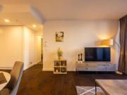 CBD 3B2B Suite near everything with Parking and Balcony