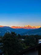 Magnifique appartement avec piscine, balcon et vue