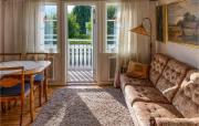 Amazing Apartment In Borgholm