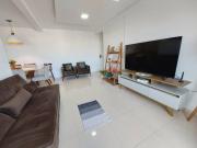 Lindo e Amplo apartamento
