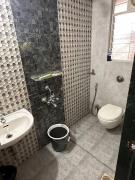 Peach Private Studio Apartment with AC WiFi & Balcony