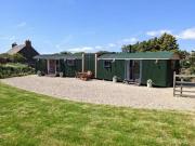 Unique Double Shepherds Hut Hideaway - Pembrokeshire