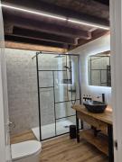 Top Cuevas del Valle