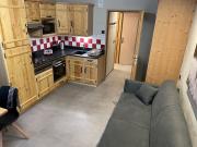 Studio au Grand-Bornand avec accès piscine, proche pistes et navette - FR-1-467-104