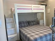 Loft lindo a 300m da praia de Jurerê