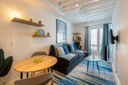 Beautiful studio on the most prestigious street Saint-Honore - Near Louvre, amazing location!