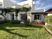 Estepona - Playa - 2 dormitorios con amplio jardín al lado del mar Ev1