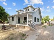 5 Bedroom - Located in Old Town Eagle