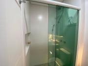 Ar Condicionado com garagem coberta a 800m do mar