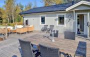 Gorgeous Home In Åsenhöga With Lake View