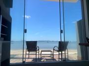 Pé na areia! Casa aconchegante frente mar! SV27H