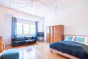 Central - Spacious - Classic Charm Central - Spacious - Classic Charm