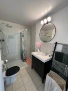 Bright, spacious apartment nearby beach