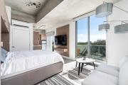Top Aventura