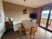 Appartement calme 3 pièces avec balcon et parking aux Angles - FR-1-593-118 Appartement calme 3 pièces avec balcon et parking aux Angles - FR-1-593-118