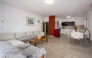 Beautiful Home In Porec With Wifi