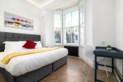 Modern 2 bed en-suite Chelsea Modern 2 bed en-suite Chelsea