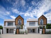 A9 Airport pool villa