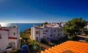6 Centeanes - Clifftop apartment, sea views and st 6 Centeanes - Clifftop apartment, sea views and st
