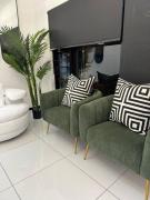 2 Bedroom Near Monte Casino