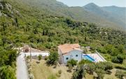 Amazing Home In Herceg Novi With Wifi