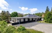 Eight-Bedroom Holiday Home In Norre Nebel