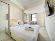 Homey Furnished 2BR Apartment at Parahyangan Residence By Travelio